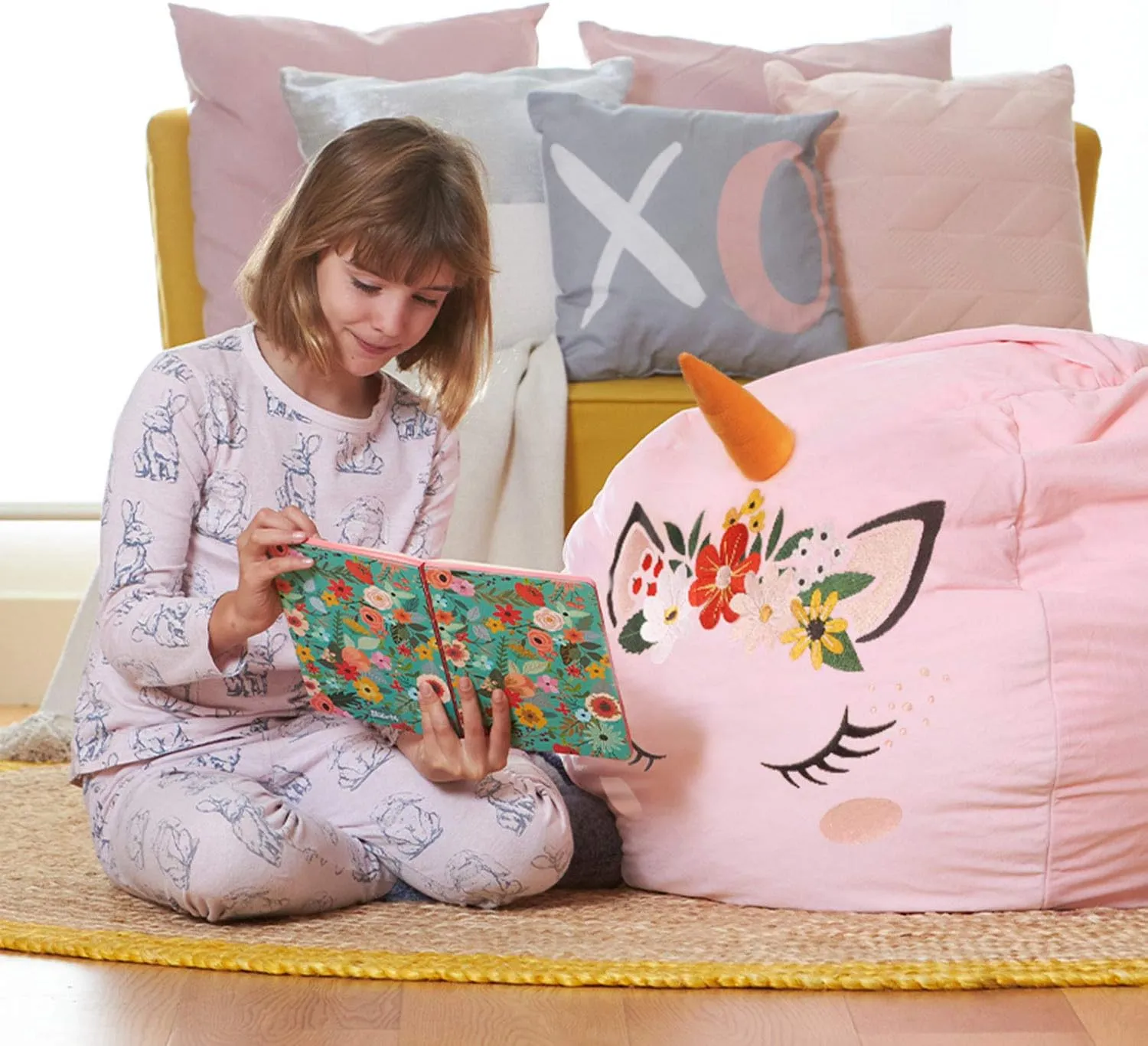 Aubliss Stuffed Animal Storage Bean Bag Chair Cover for Kids,Large 32" Velvet Extra Soft Zipper Beanbag for Organizing Toddler and Kids' Rooms Plush Toys,Bean Bag Chair Cover Only,Unicorn Pink Floral