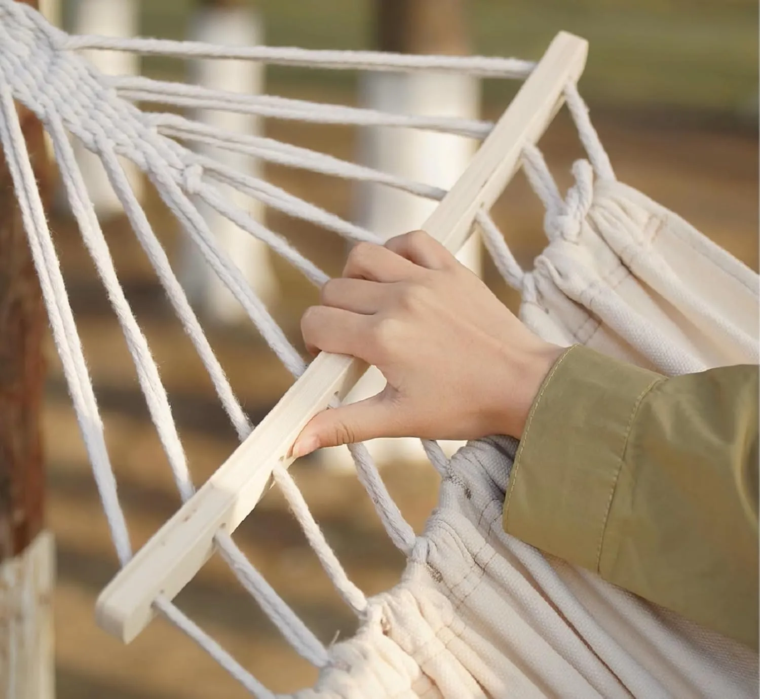 Double Brazilian Hammock 2 Person Canvas Cotton Fabric Hammock with Trees Strap for Patio Garden Balcony Porch Backyard Outdoor and Indoor (White)