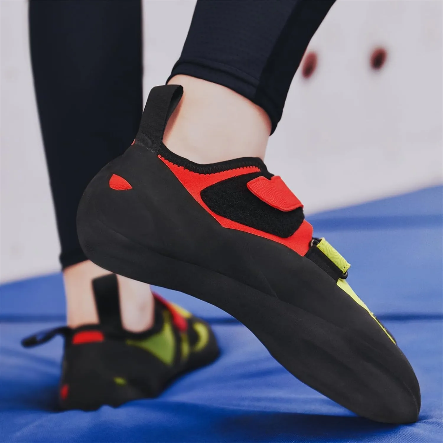 Mens Womens Rock Climbing Shoes Slip on Bouldering Trainers Casual Breathable Indoor Wall Climbing Shoes Lightweight Gym Sneakers