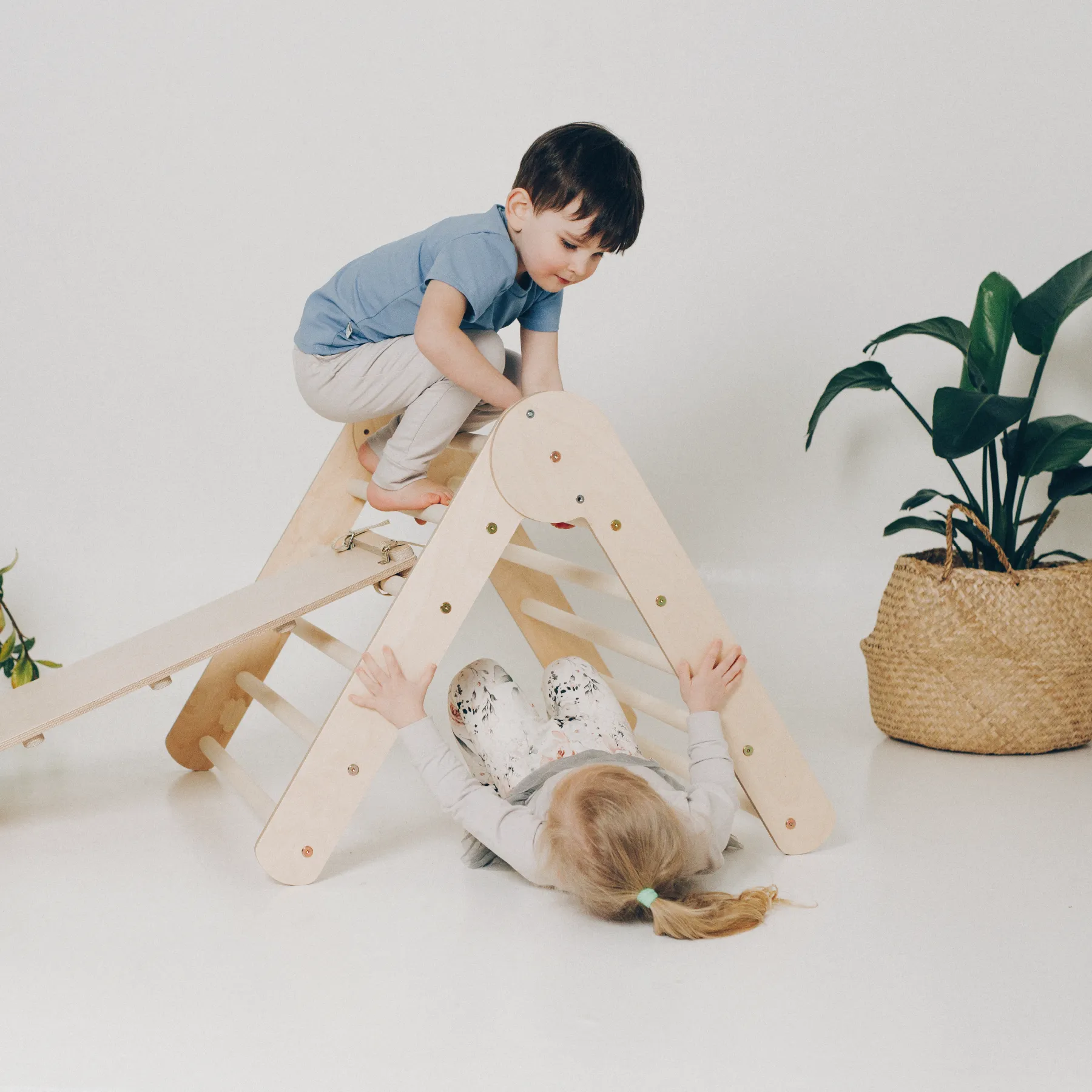 Pikler triangle set with adjustable height