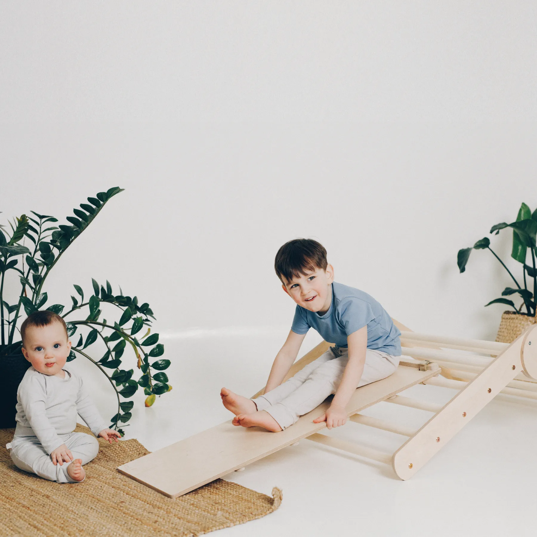 Pikler triangle set with adjustable height
